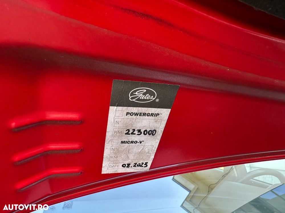 Ford Focus 1.5 TDCi ST-Line - 38