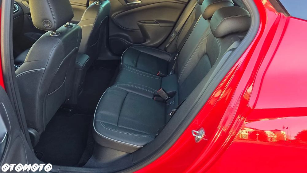 Opel Astra 1.4 Turbo Ultimate - 27