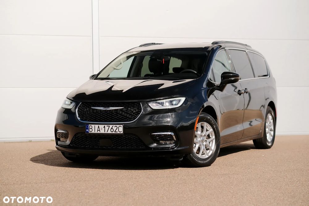 Chrysler Pacifica - 25