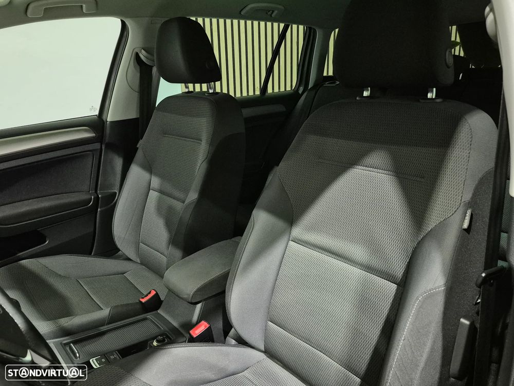VW Golf Variant 1.6 TDi GPS Edition - 29