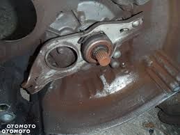 łapa widełki sprzęgła łożyska skrzynia piaggio porter daihatsu 1.4d - 1