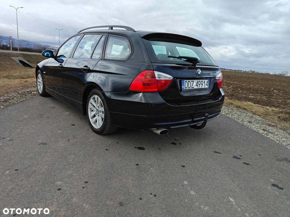 BMW Seria 3 - 17