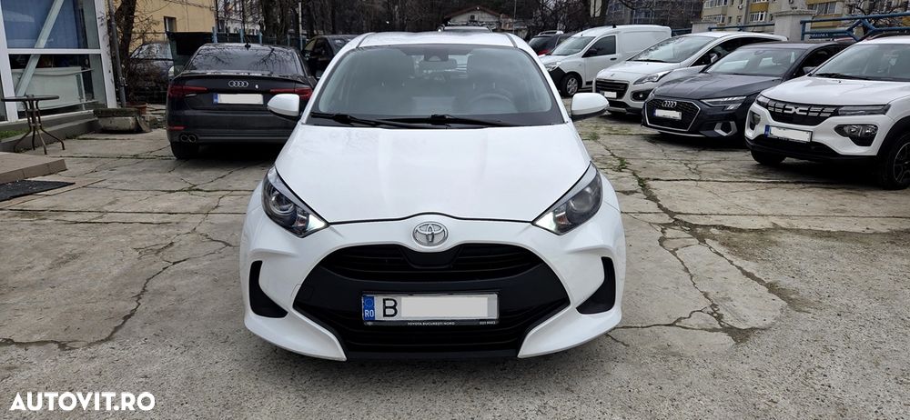 Toyota Yaris 1.0 L Eco - 2