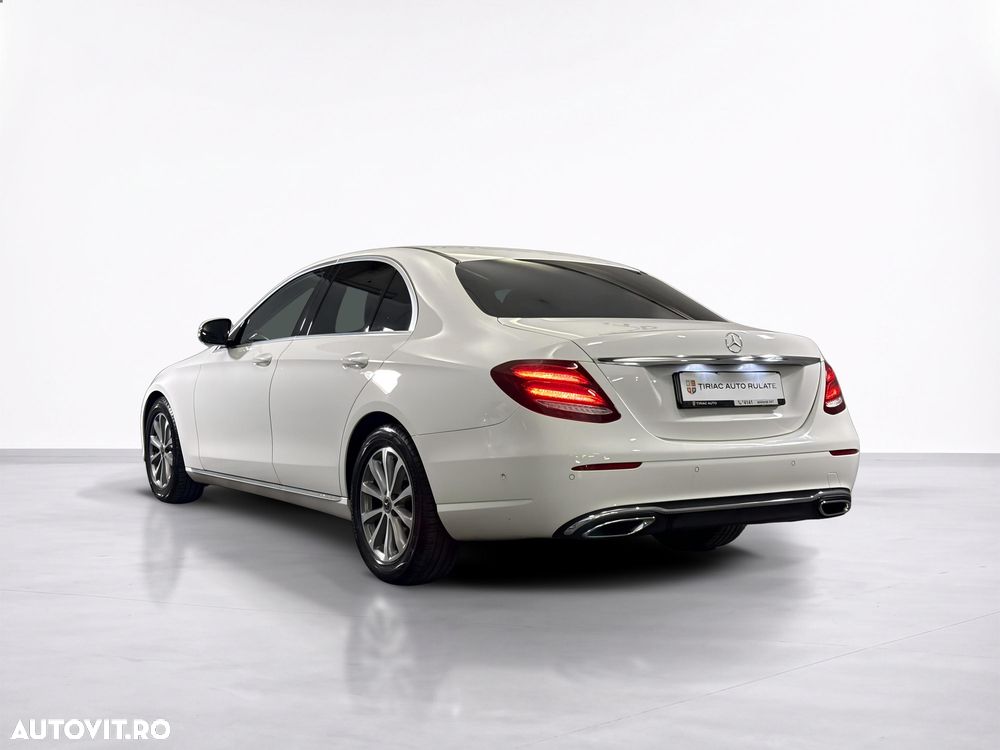 Mercedes-Benz E - 4
