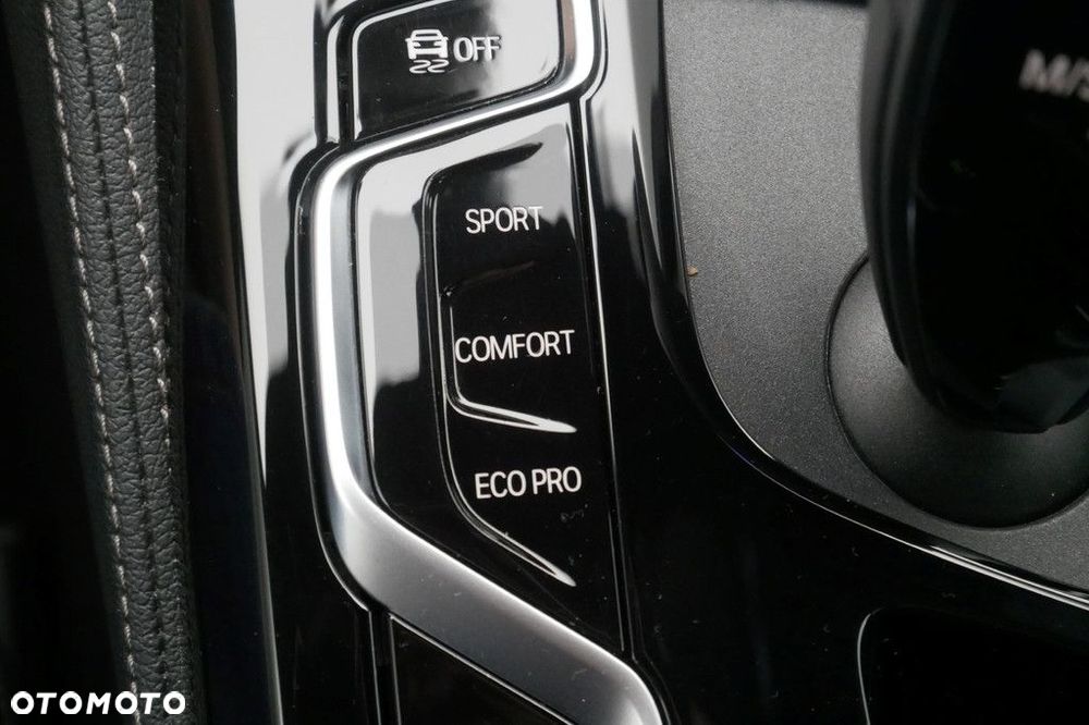 BMW Seria 5 - 23