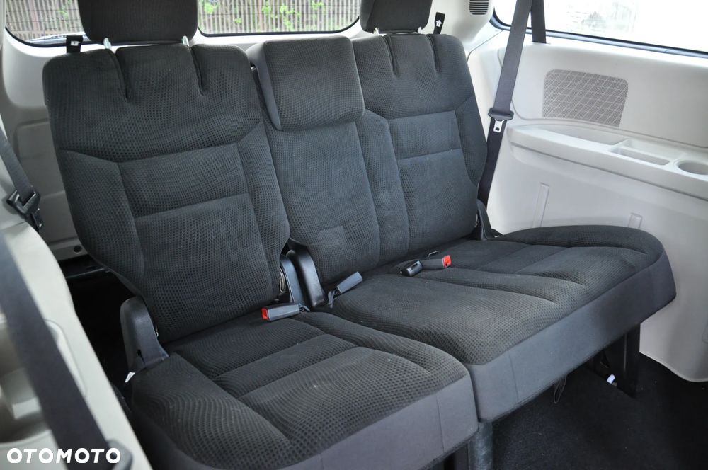 Dodge Grand Caravan 3.6 Express - 33