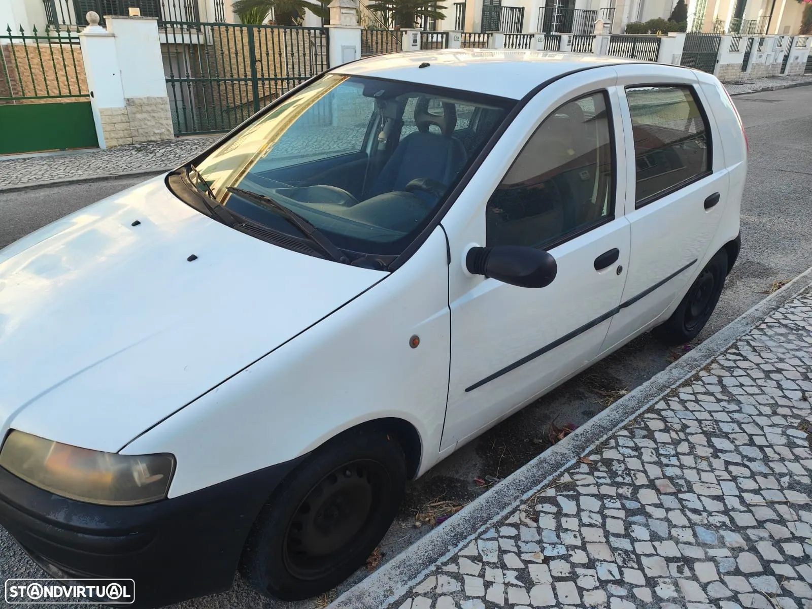 Fiat Punto 1.2 60 Active - 1