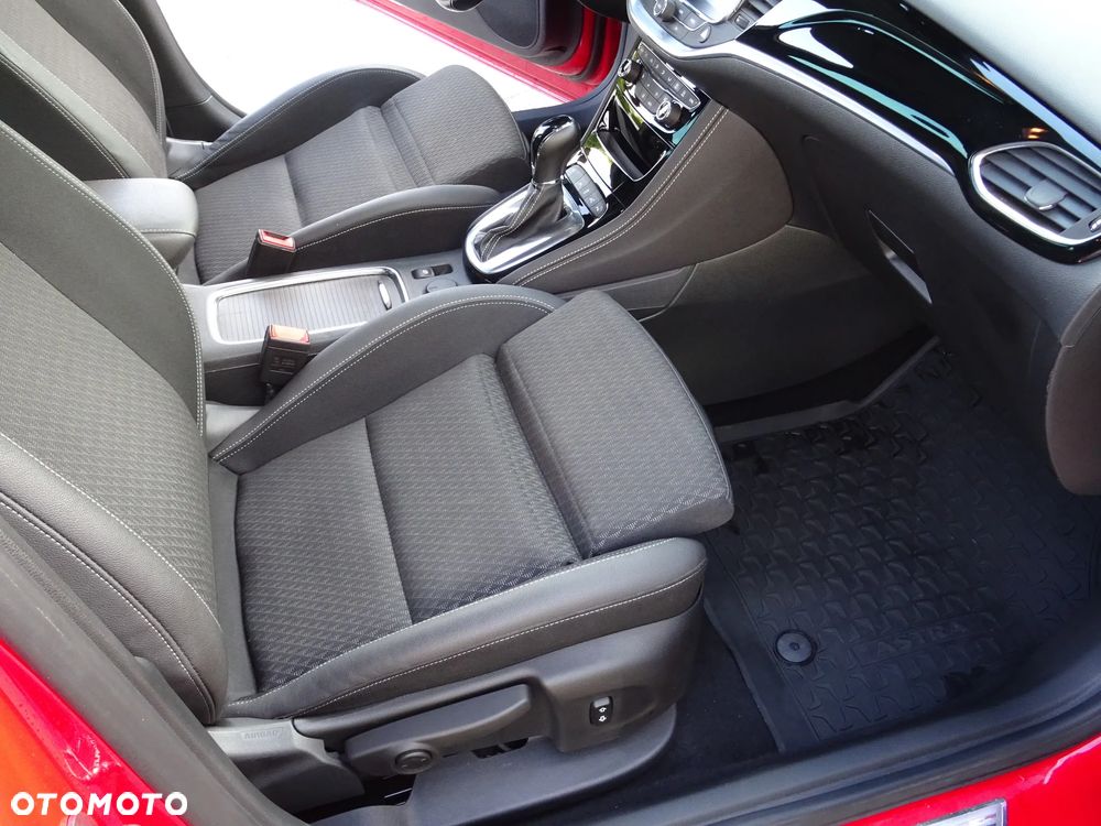 Opel Astra 1.6 Turbo Start/Stop Automatik Innovation - 34