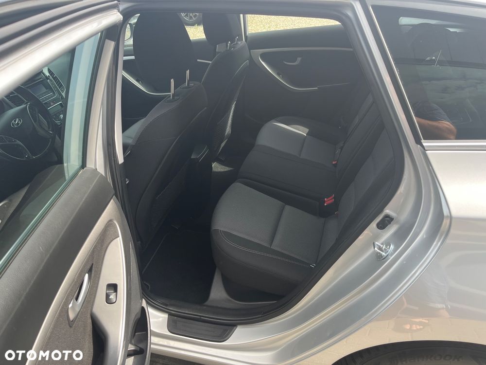 Hyundai i30 1.6 GDI BlueDrive Classic - 11
