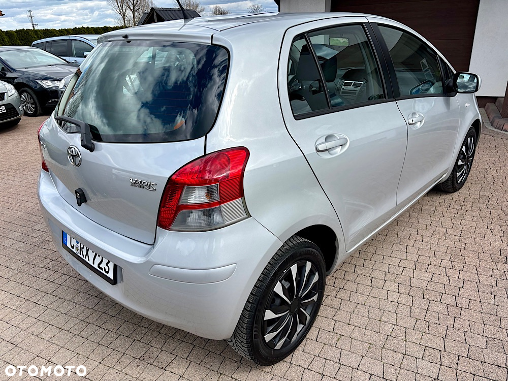 Toyota Yaris 1.33 Prestige - 21