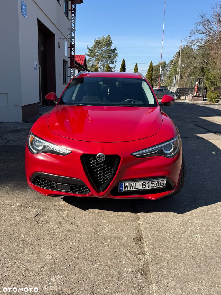 Alfa Romeo Stelvio 2.0 Turbo 16V AT8-Q4 Super - 4