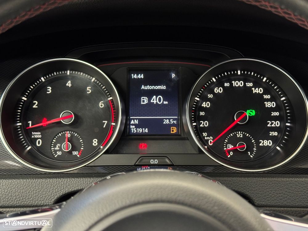 VW Golf 2.0 TSi GTi DSG Performance - 24