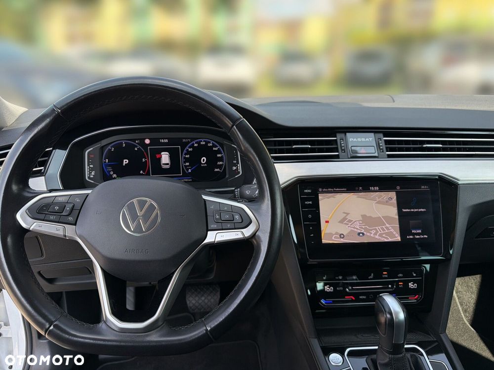 Volkswagen Passat - 14