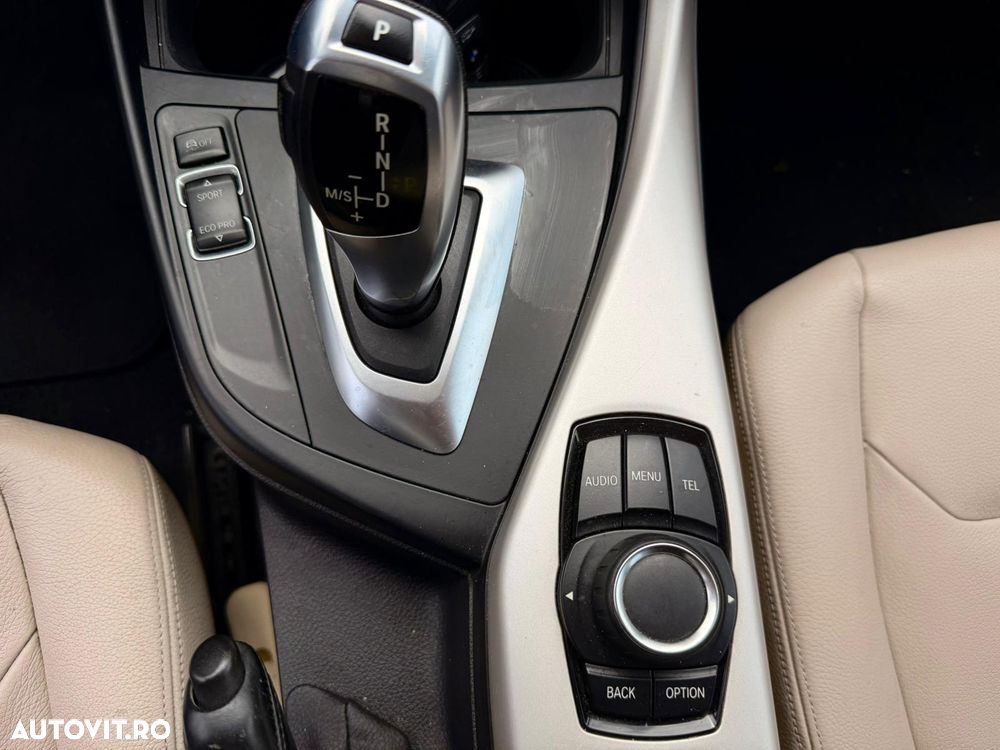 BMW Seria 1 - 12