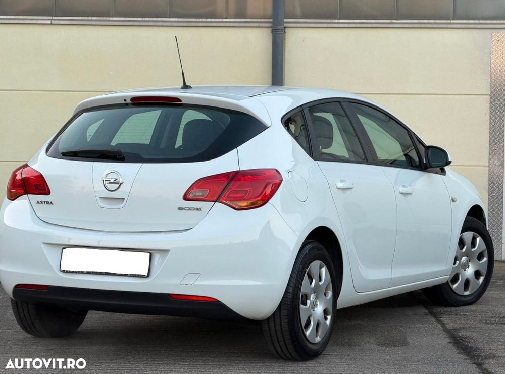 Opel Astra 1.6i 16V Elegance - 2