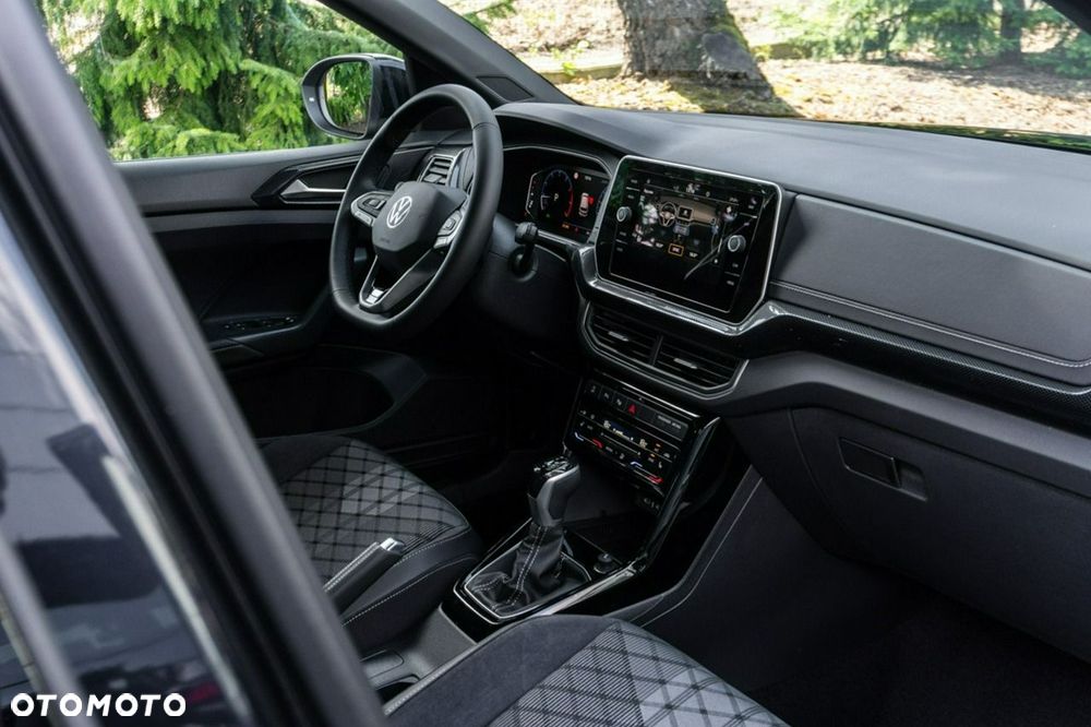 Volkswagen T-Cross - 25