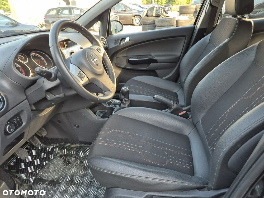 Opel Corsa 1.4 16V 150 Jahre - 13