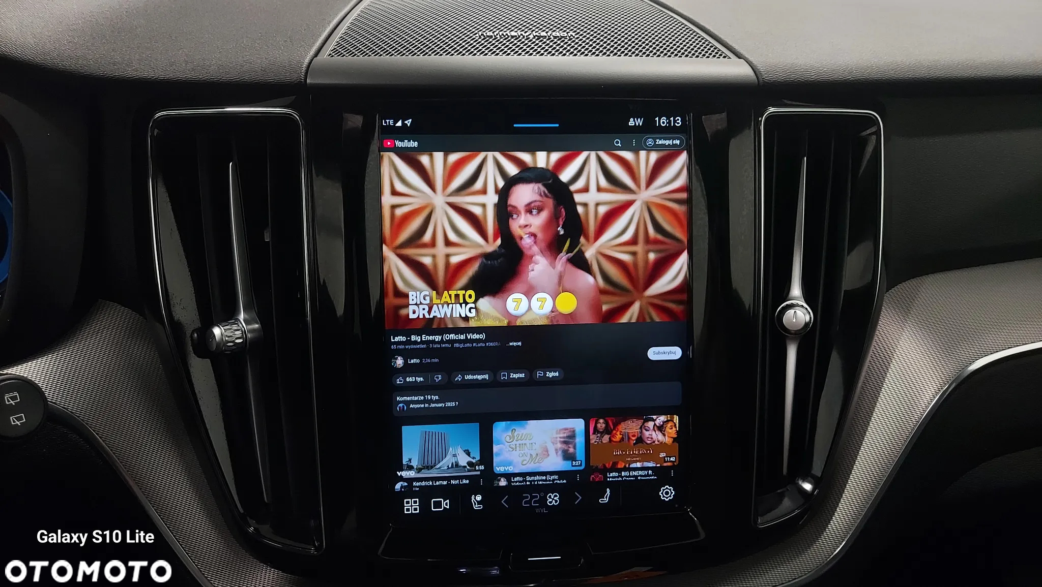 Volvo XC 60 B4 D AWD Plus Dark - 25