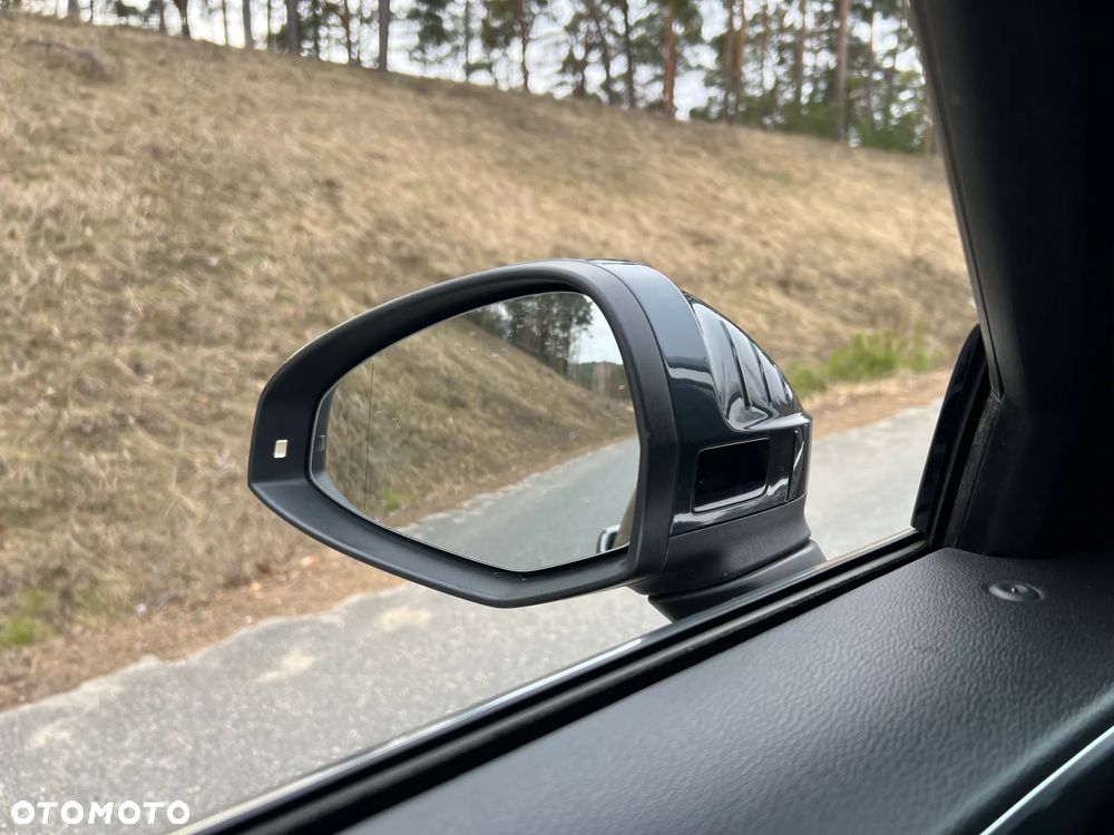 Audi A4 Avant 2.0 TDI S tronic quattro sport - 24