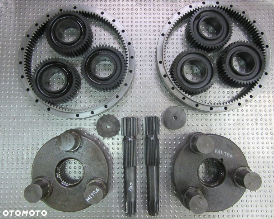 Układ planetarny ACV0017720 V37417300 Massey Ferguson Valtra seria T T183 T174 T194 T214 T234 T254 - 1