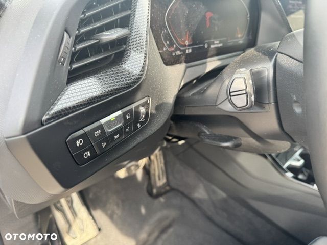 BMW Seria 2 220i xDrive M Sport - 15