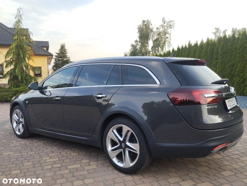 Opel Insignia - 12