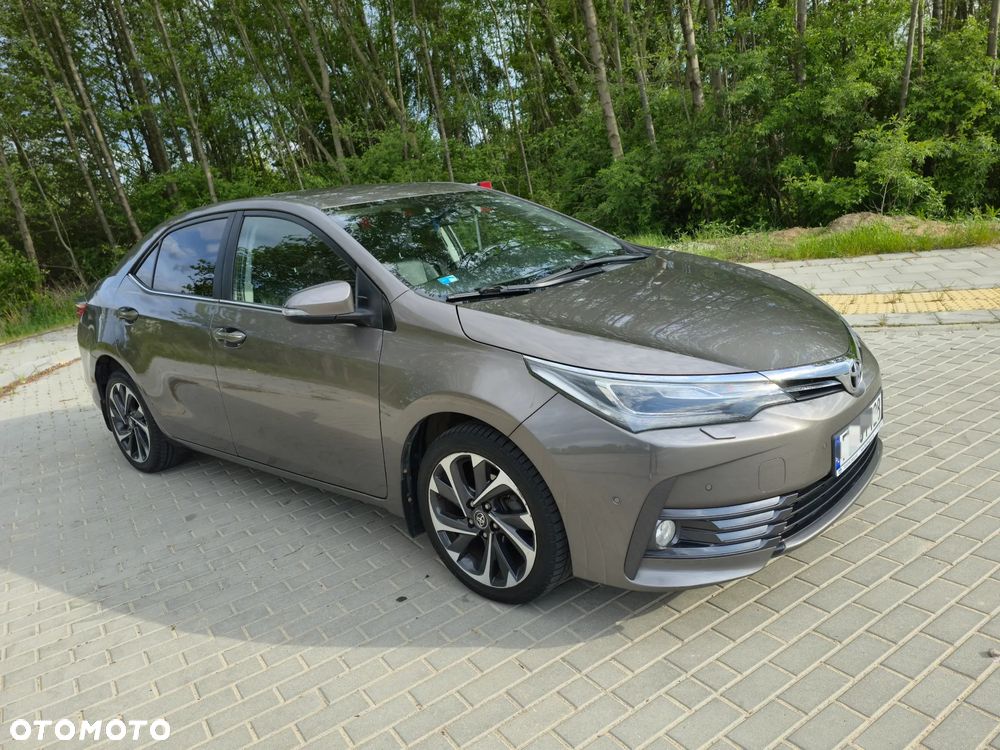 Toyota Corolla 1.6 Prestige EU6 - 32