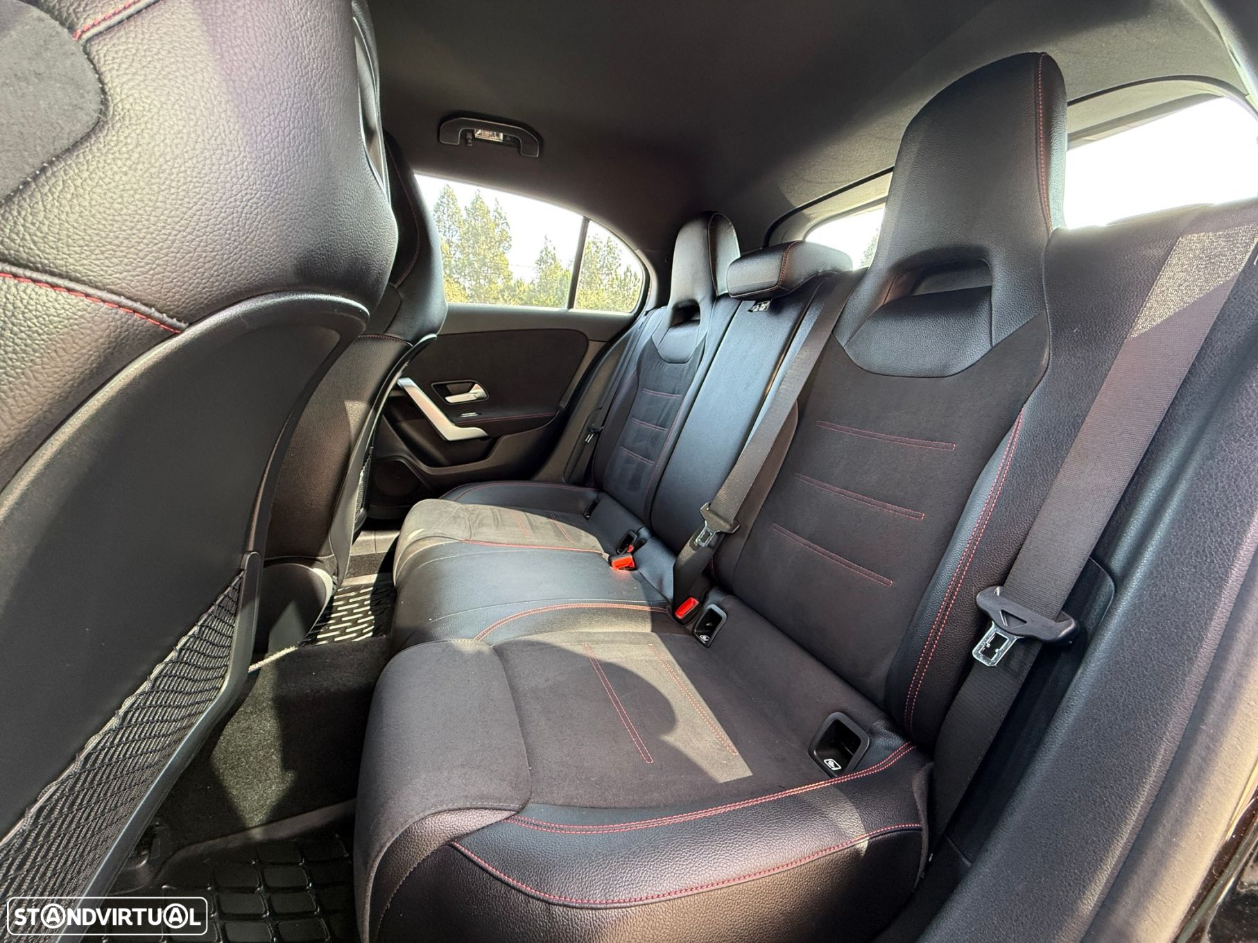 Mercedes-Benz A 180 7G-DCT AMG Line - 7