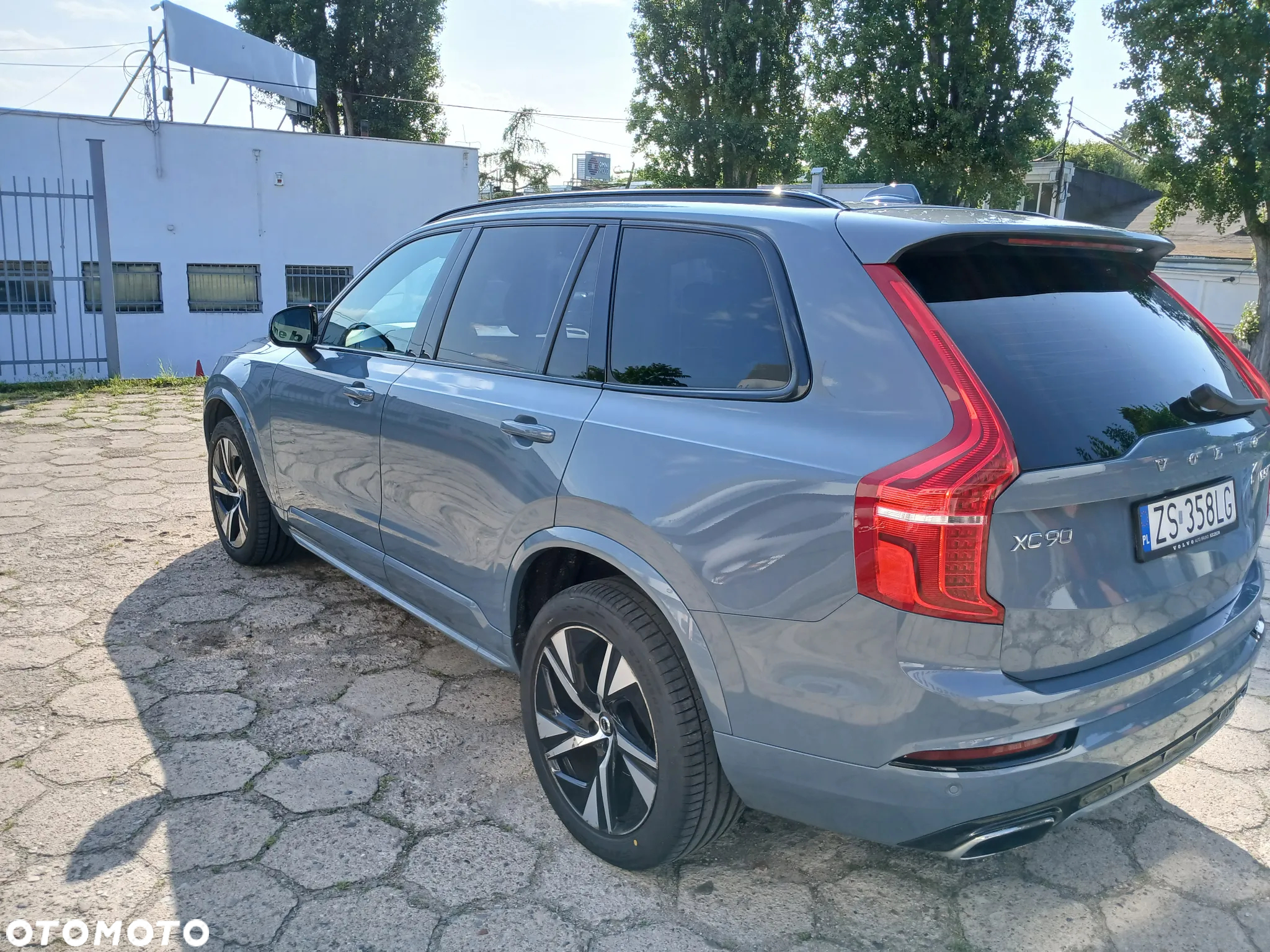 Volvo XC 90 B5 D AWD R-Design - 10
