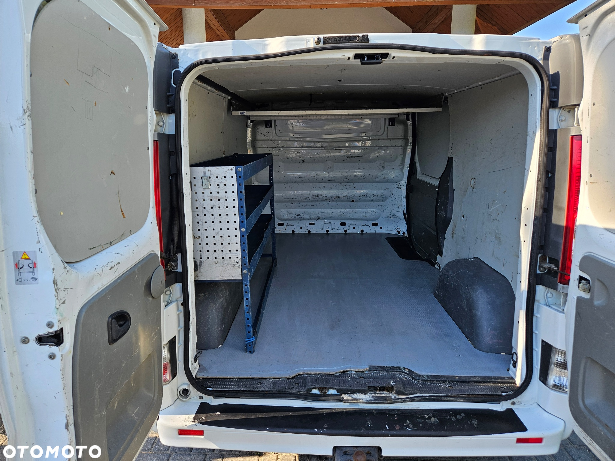 Renault Trafic - 18