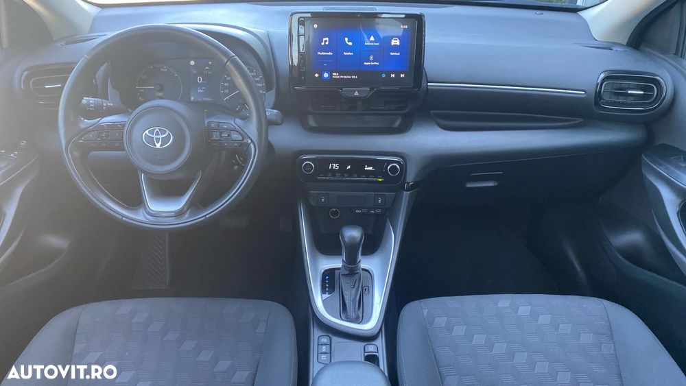 Toyota Yaris 1.5 VVT-i HSD Active - 8