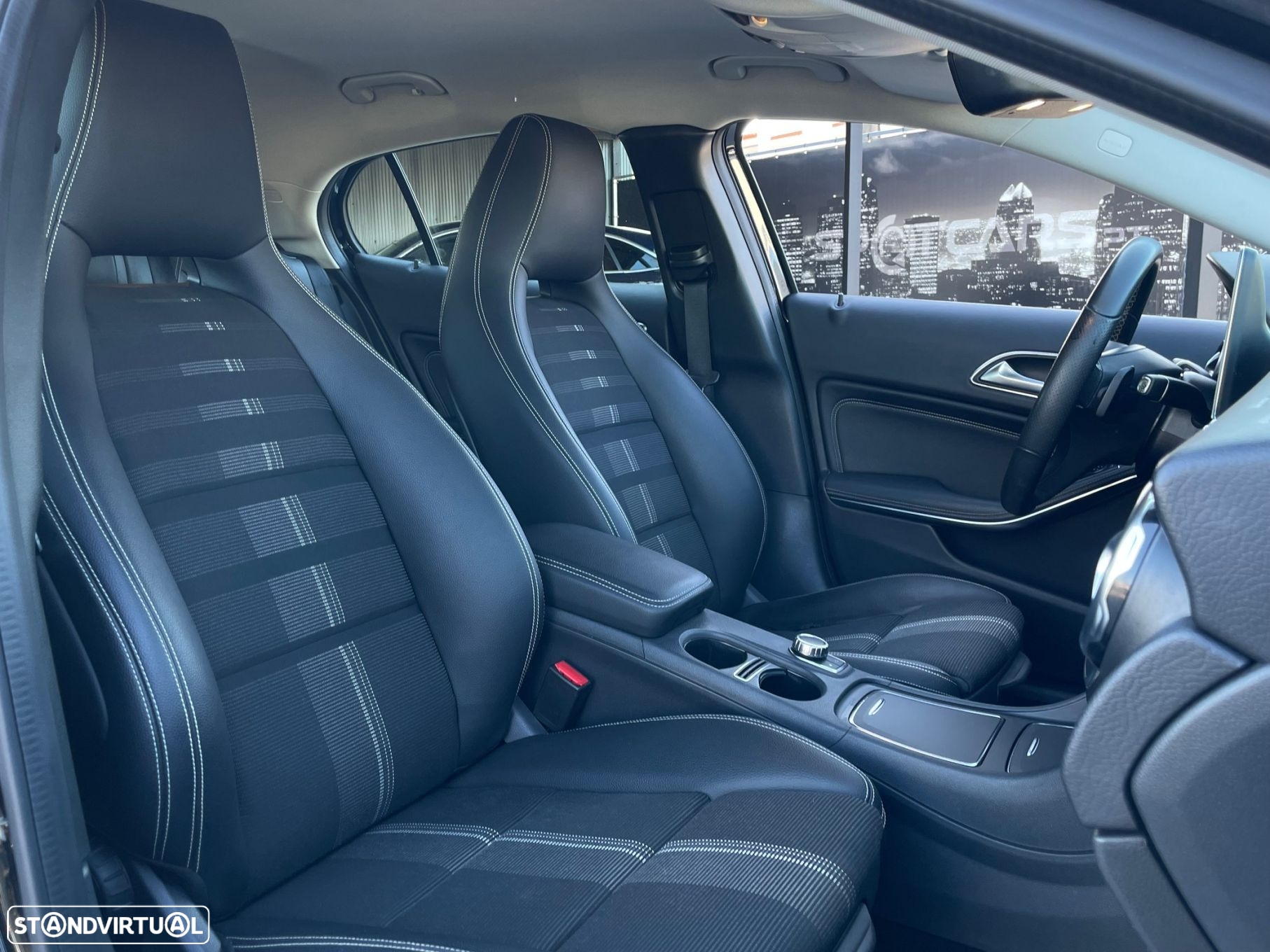 Mercedes-Benz GLA 180 d Urban Aut. - 14
