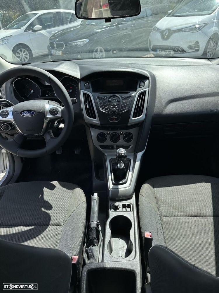 Ford Focus - 9
