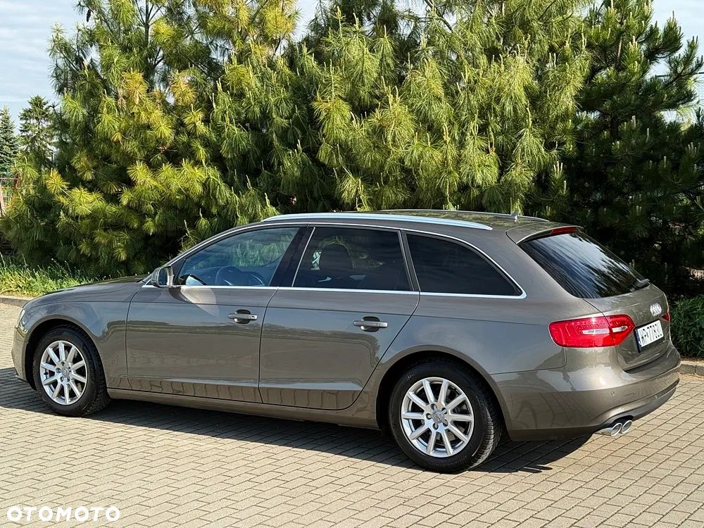 Audi A4 Avant 2.0 TDI DPF Ambition - 12