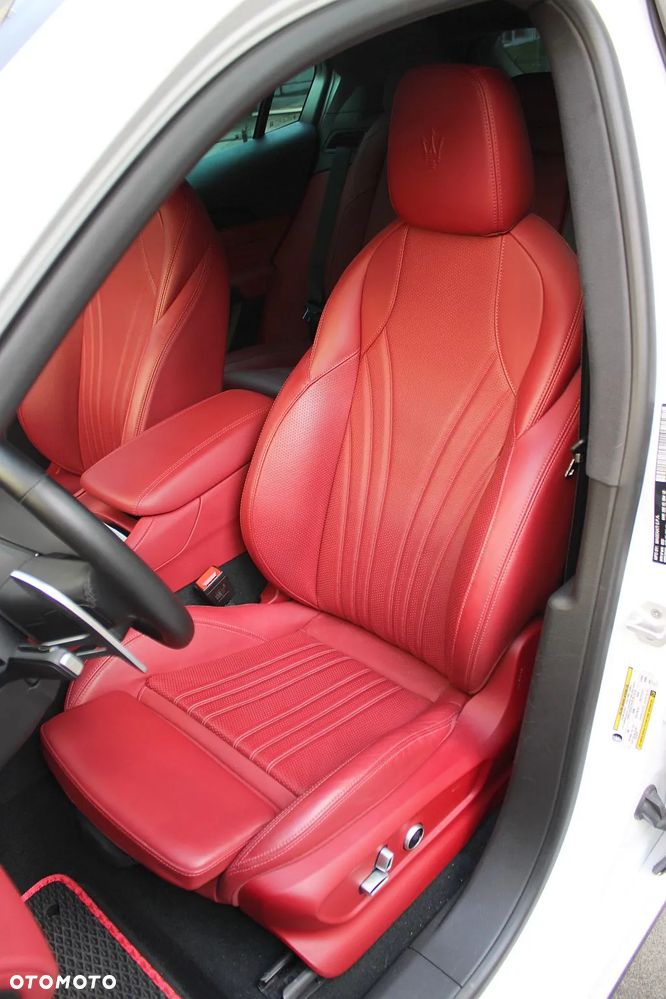 Maserati Grecale Modena - 13