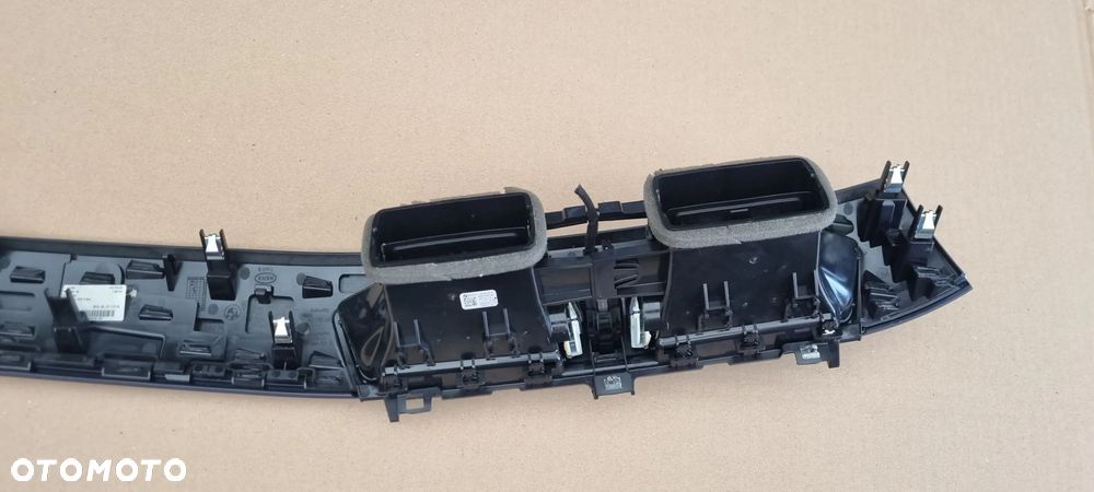 BMW X1 F48 2015- Kratka nawiewu Dekor Panel Oryginał Europa - 6
