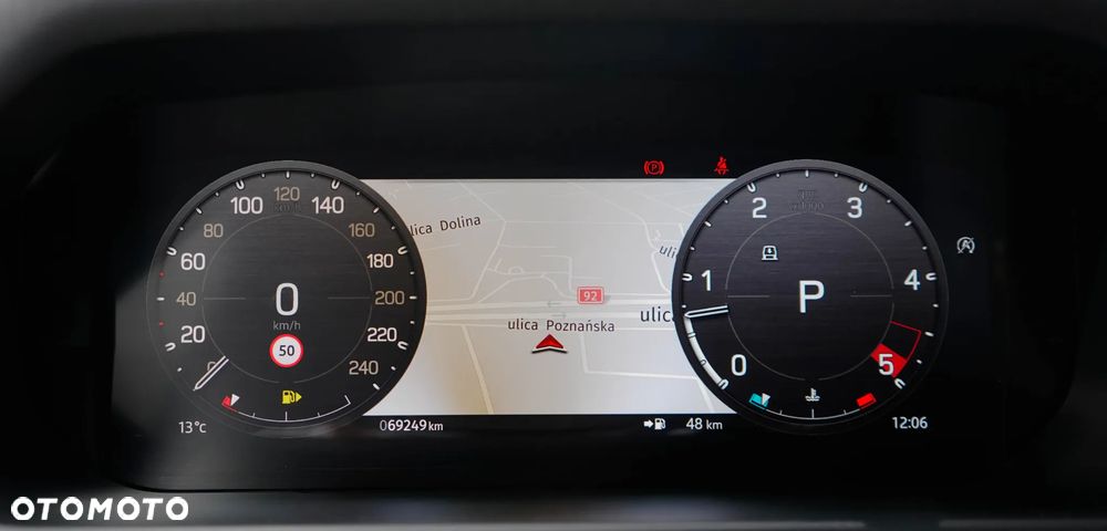 Land Rover Defender 3.0 D200 mHEV - 20