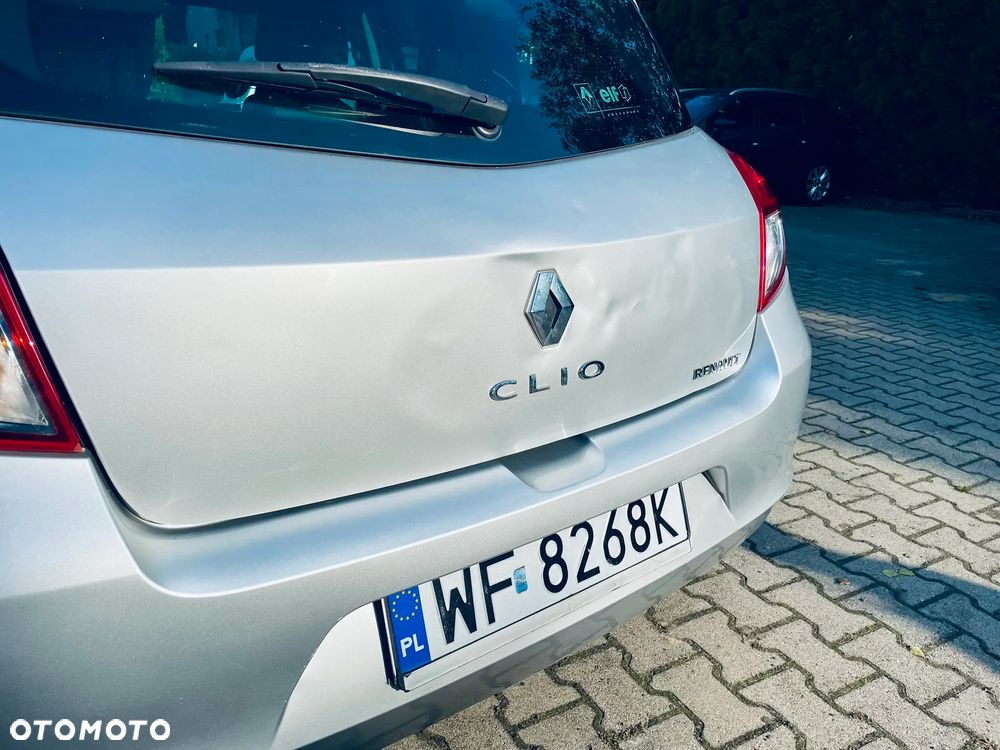 Renault Clio 1.5 dCi Alize - 9