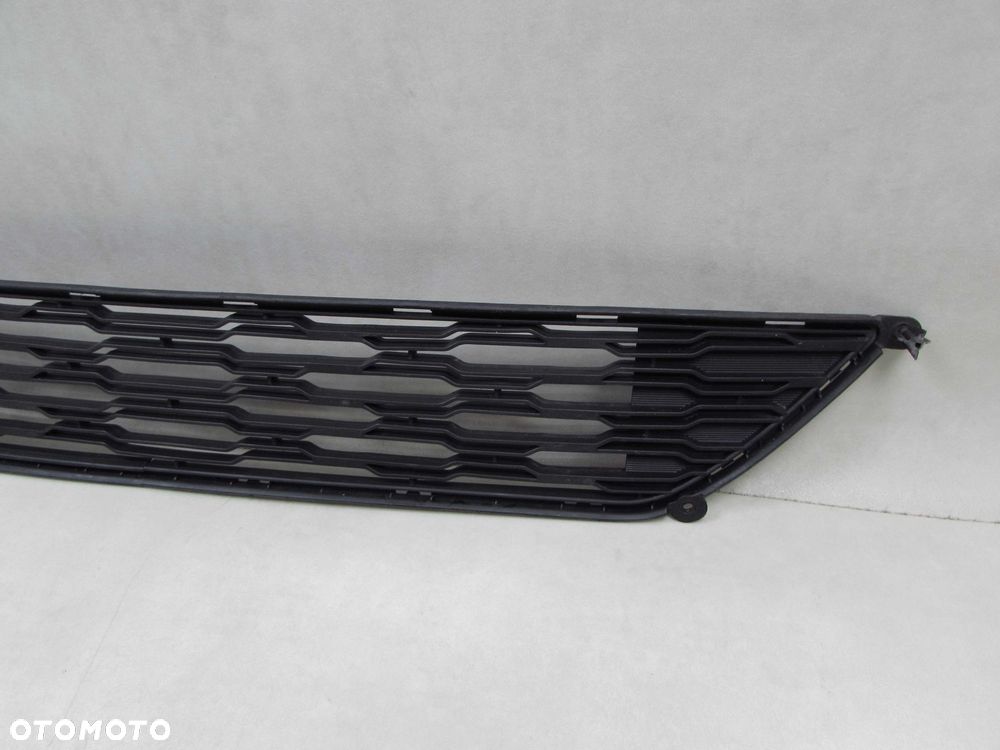 KIA CEE'D CEED LIFT KRATKA ZDERZAKA SRODEK 09-12r - 5