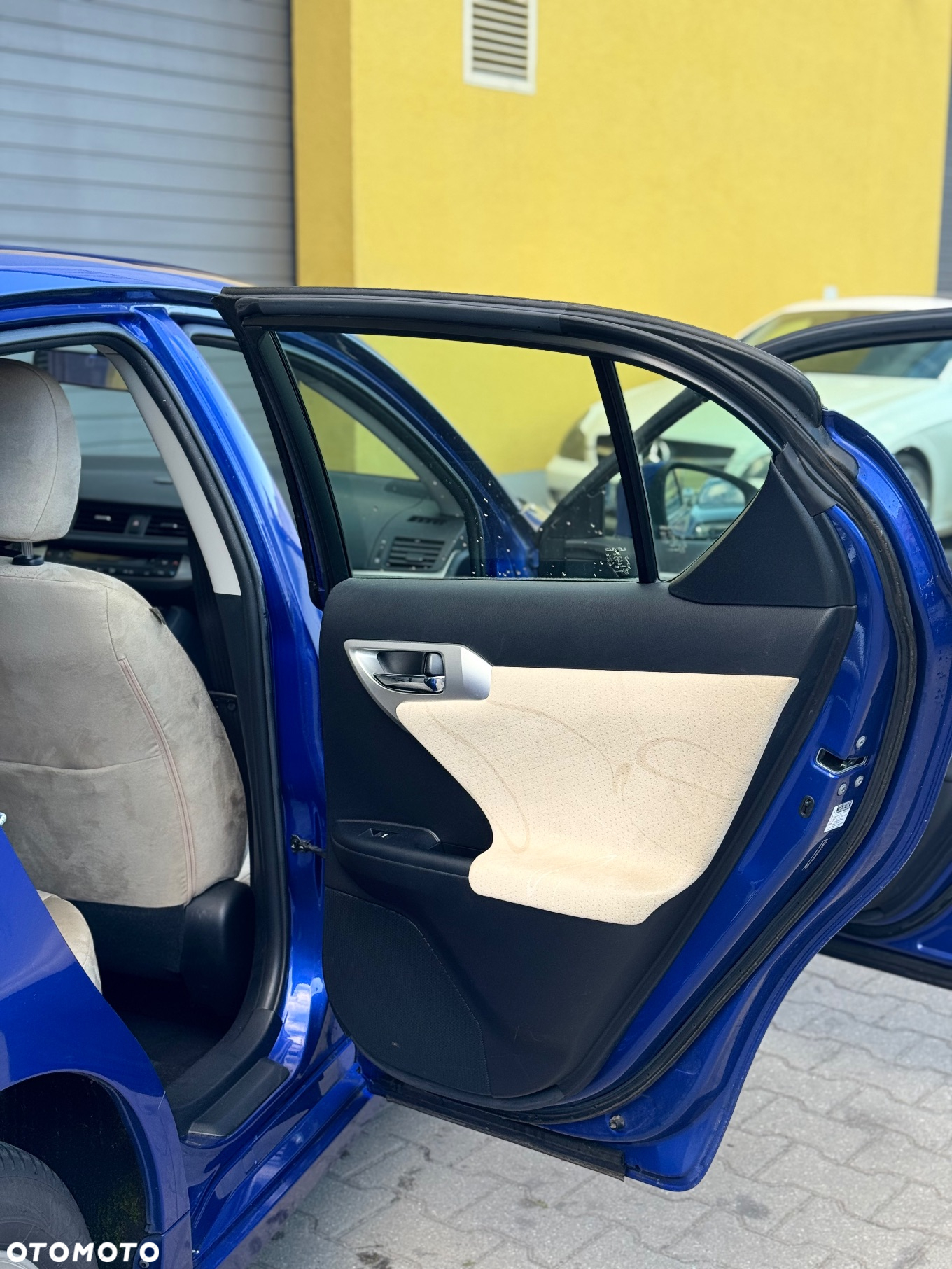 Lexus CT 200h Prestige - 11