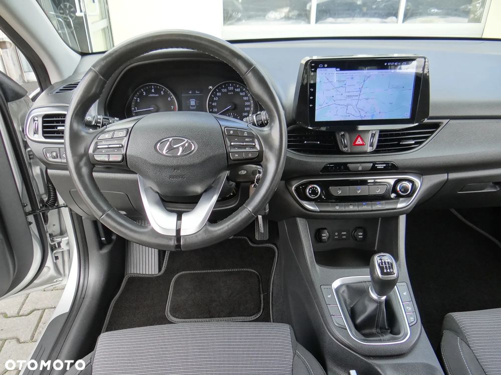 Hyundai i30 Kombi 1.4 Passion Plus - 26