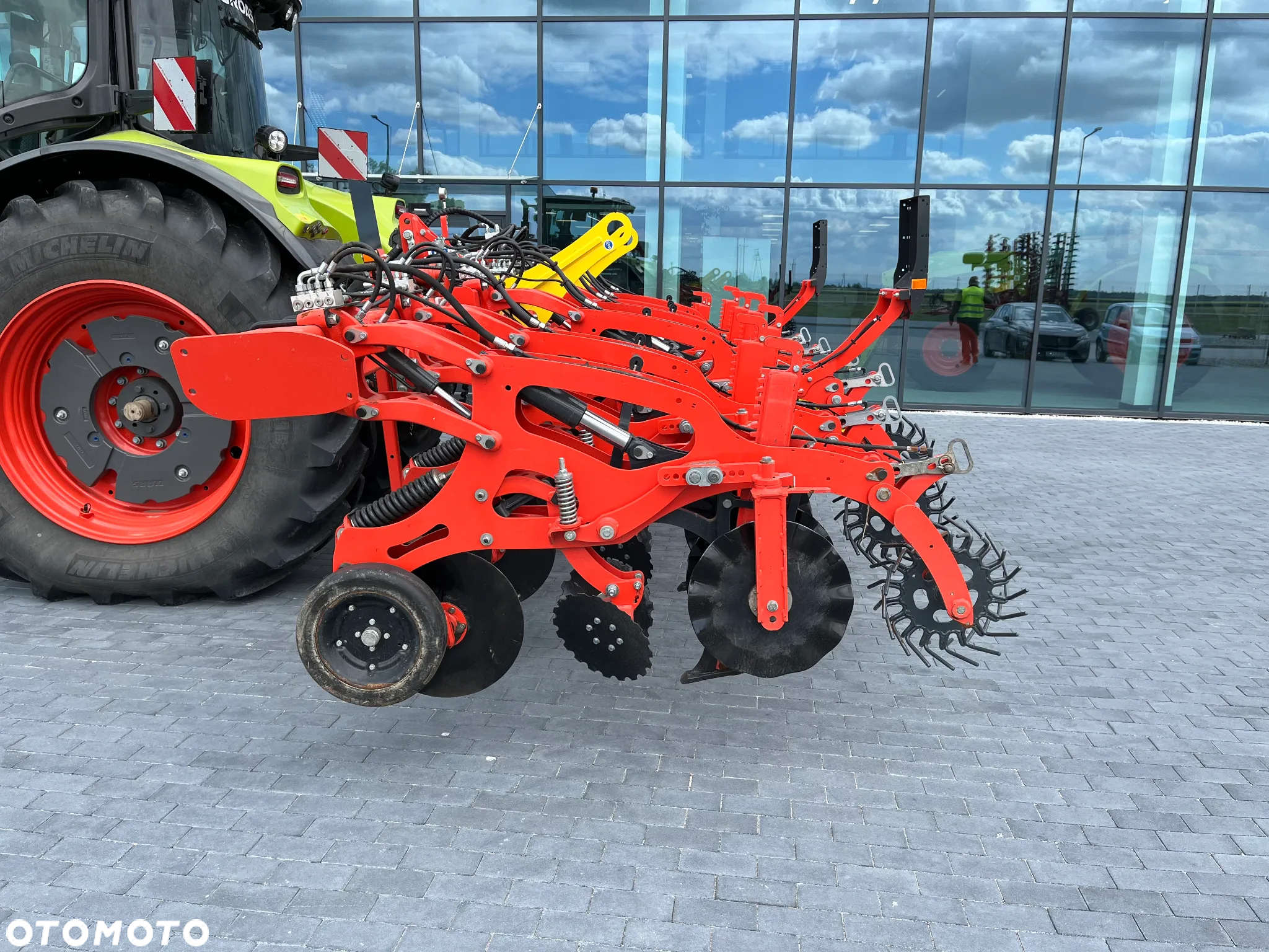Kuhn STRIGER 600R - 3