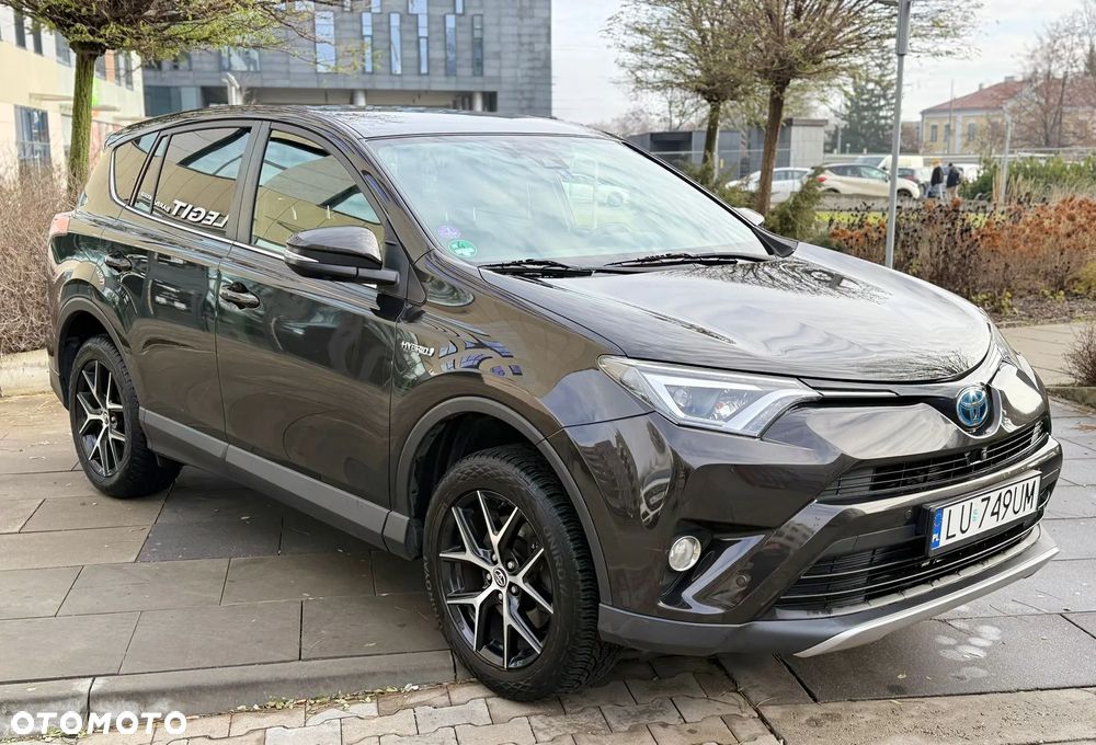 Toyota RAV4 - 9