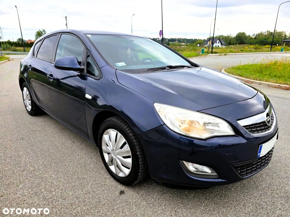 Opel Astra 1.6 Cosmo - 2