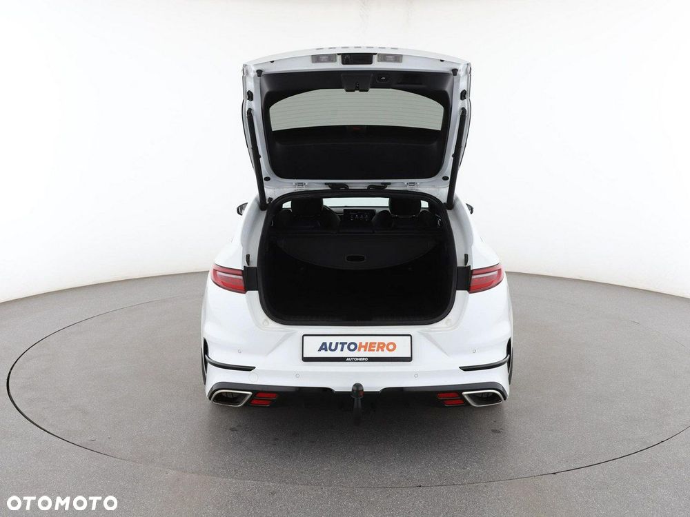 Kia ProCeed 1.6 T-GDI GT DCT - 20