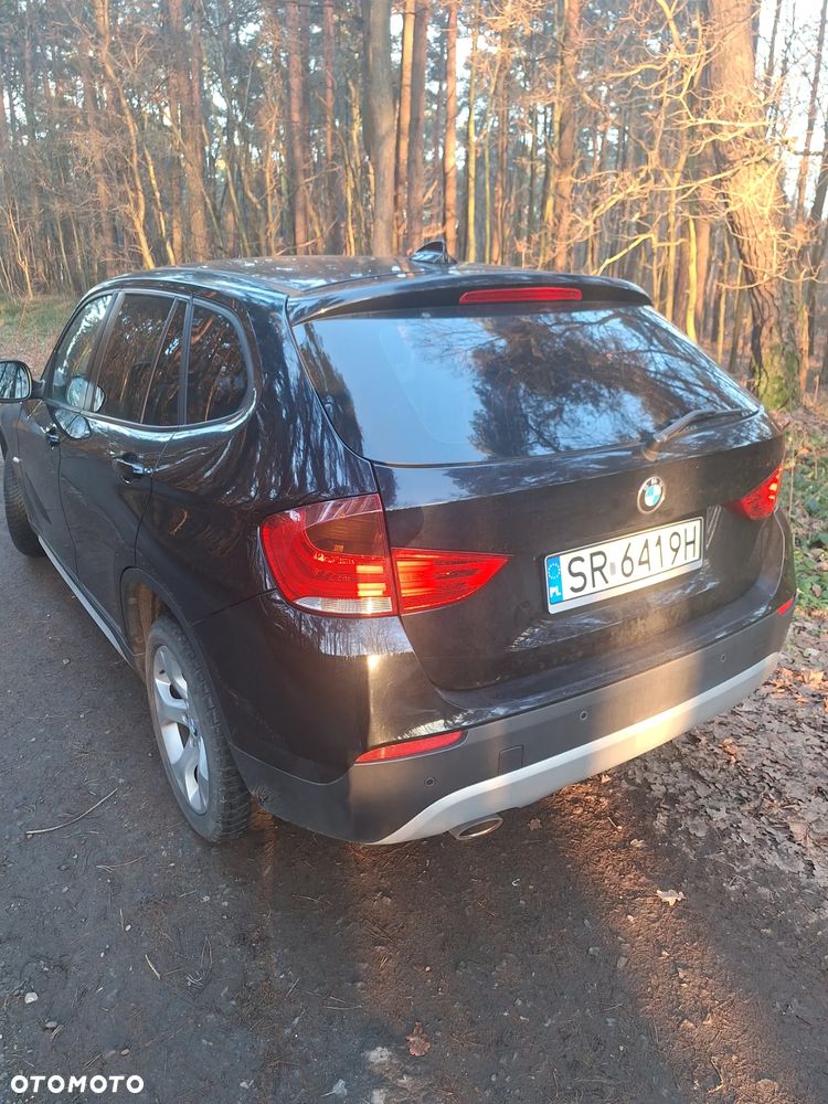BMW X1 sDrive18d xLine - 2