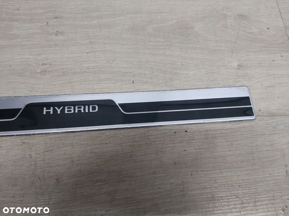 Toyota Prius IV 1,8 xw50 listwa progowa ozdobna - 3