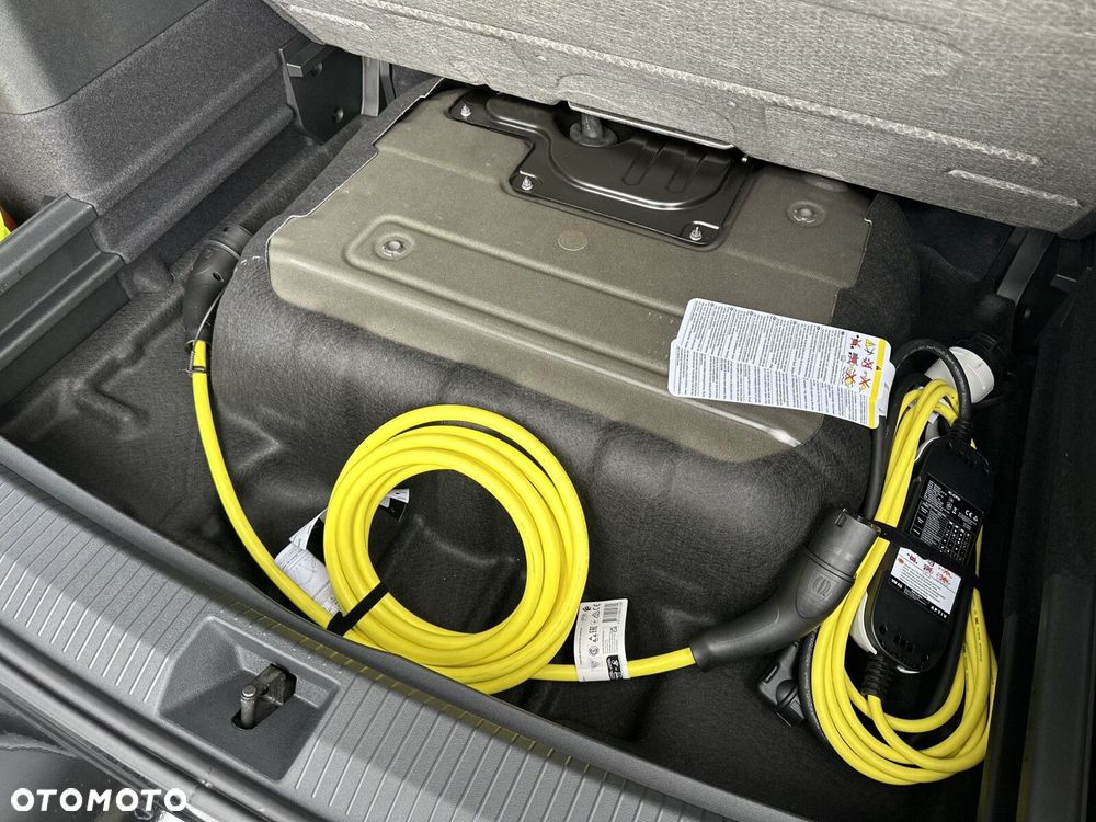 Volkswagen Tiguan - 28