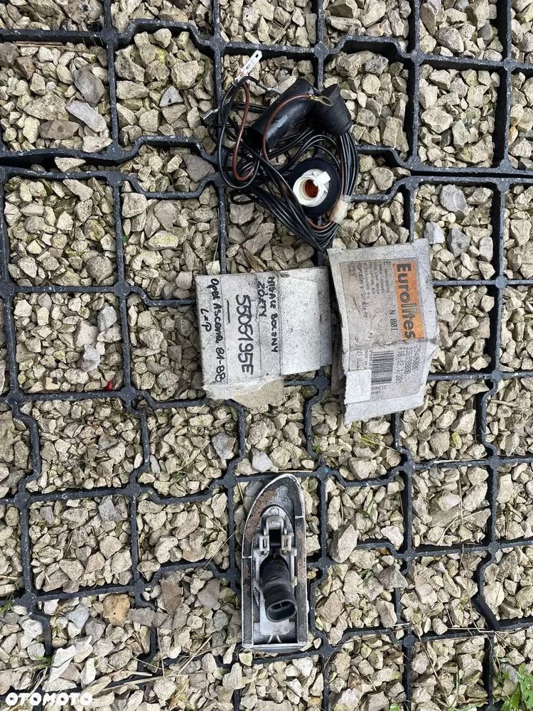 OPEL DAEWOO HALOGENY MIGACZ - 12