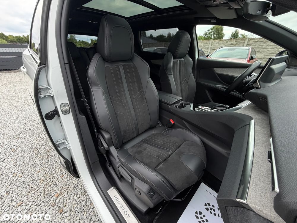 Peugeot 5008 PureTech 180 EAT8 Stop & Start GT - 33